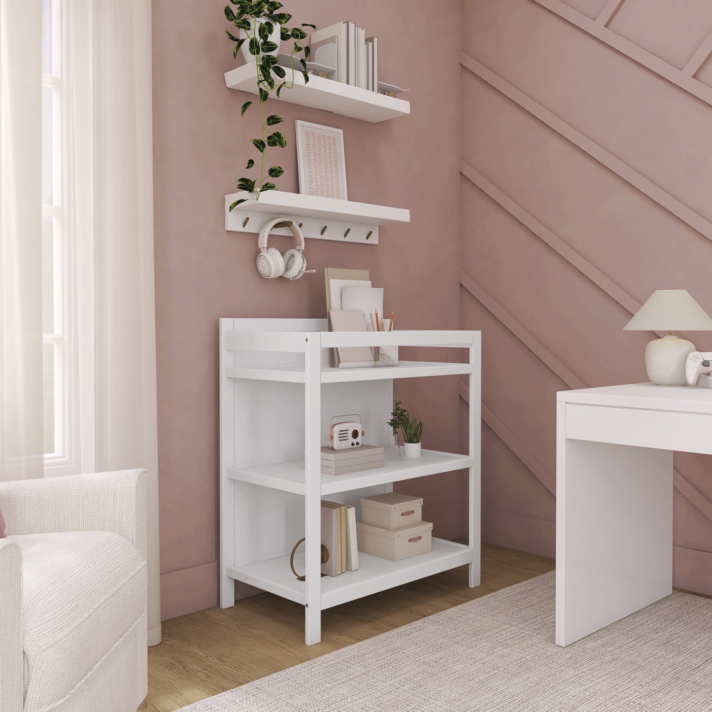 Synergy Convertible Baby Crib and Changer in White with Detachable Changing Table